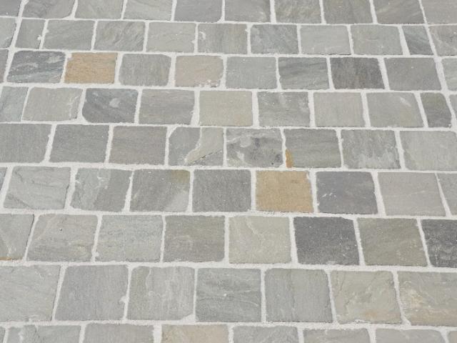 PAVAGE EN PIERRE NATURELLE KANDLA COLORIS GREY 